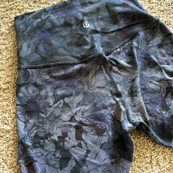 Lululemon align leggings purple floral size 2 - Picture 2 of 5